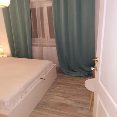 Bloom Box Apartments Craiova Exterior foto